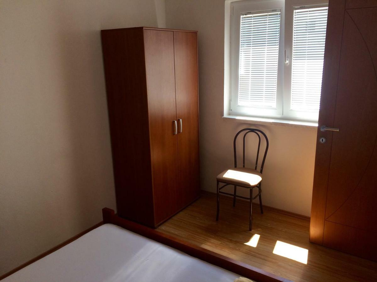 Apartmani Brusel Паг Екстер'єр фото